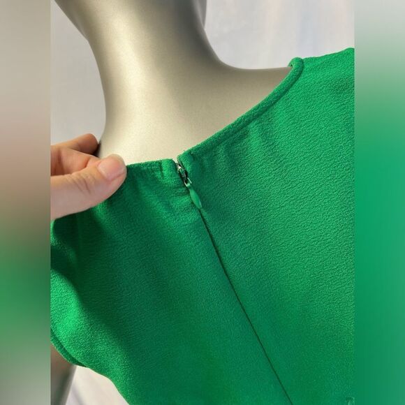 Urban Outfitters Pins & Needles Sleeveless Crepe Dress Floral Waist Green Size S - Picture 6 of 8